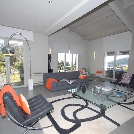 St Tropez House 8 Pax * Grimaud