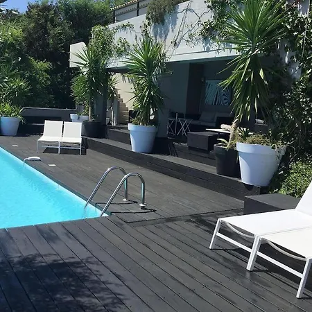 St Tropez House 8 Pax *